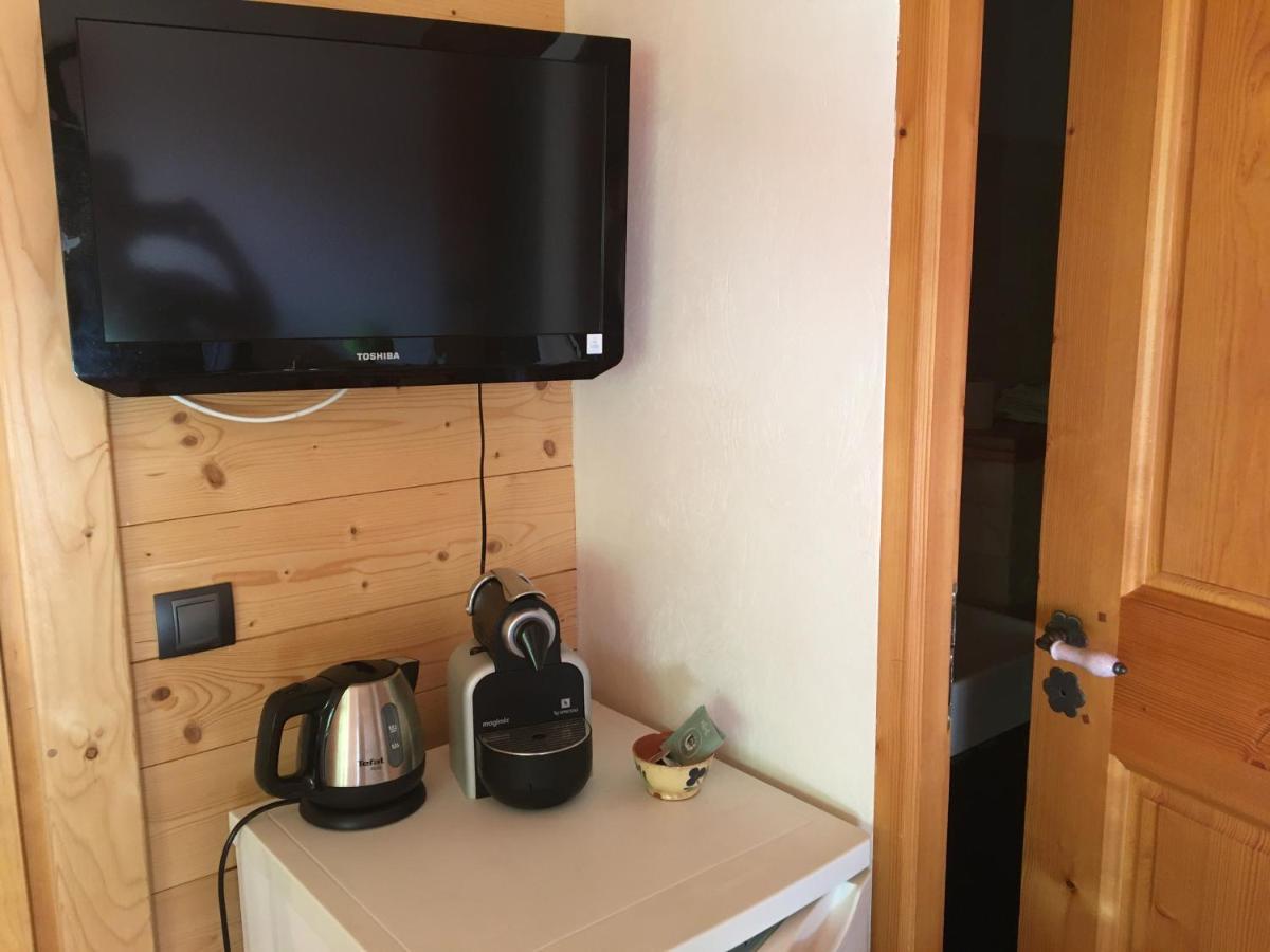 Studio 1 Piece Situe Dans Un Chalet 보포르 외부 사진